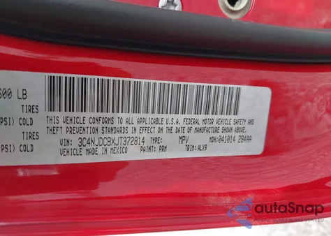 2018 Jeep Compass Limited 4X4 из США, поврежденный, VIN 3C4NJDCBXJT372814